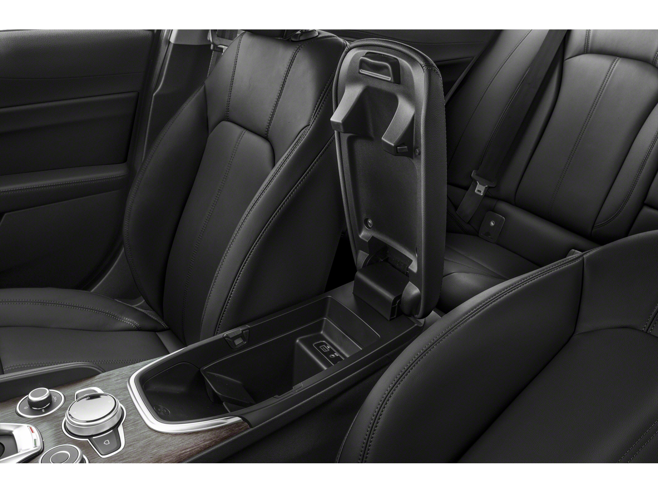 2021 Alfa Romeo Giulia Base