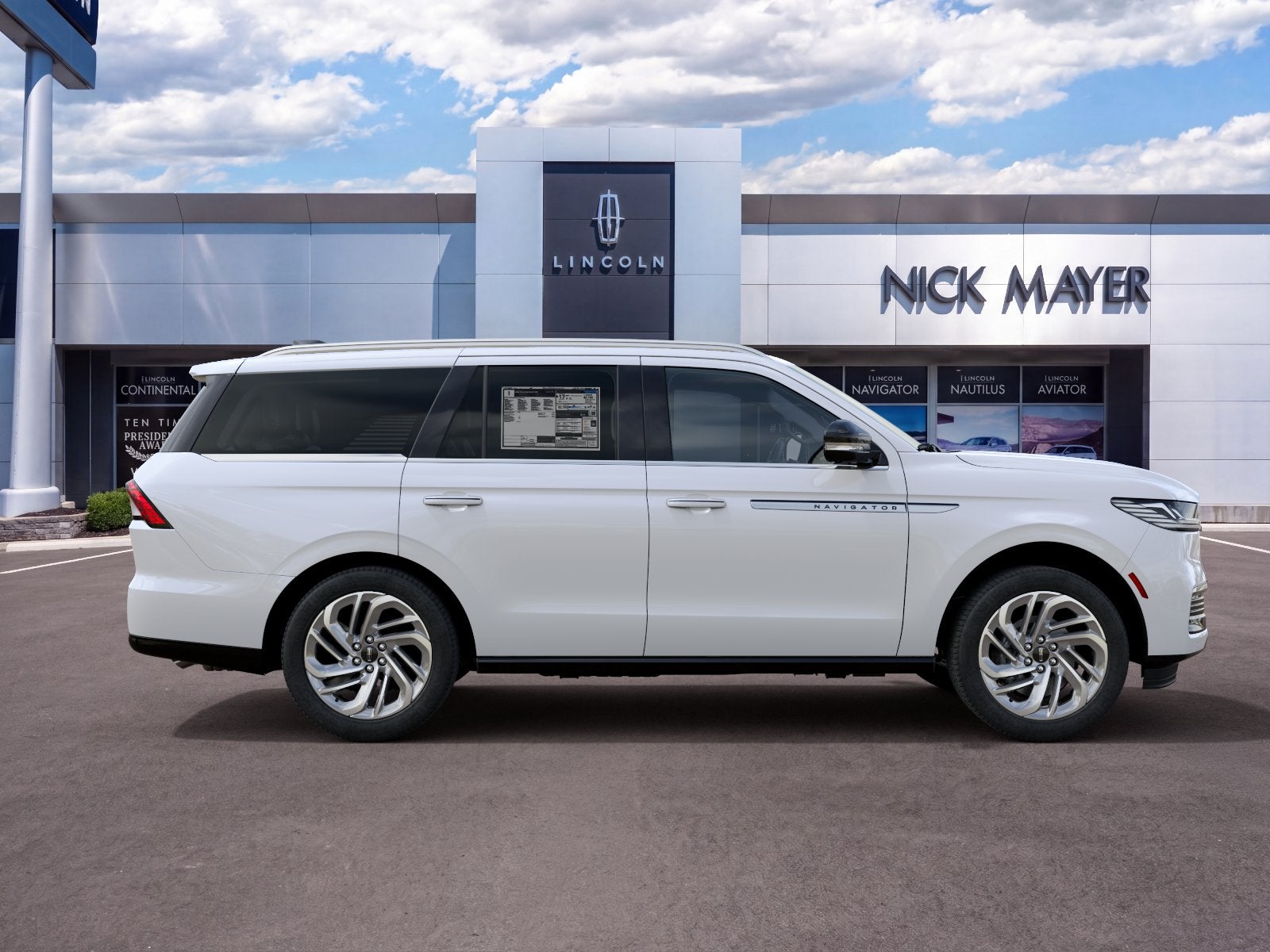 2027 Lincoln Navigator Reserve