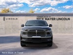 2027 Lincoln Navigator Premiere