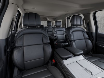 2027 Lincoln Navigator Premiere