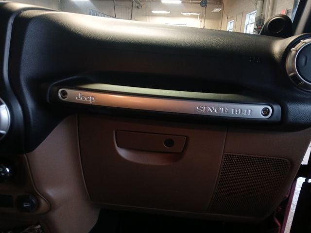 2012 Jeep Wrangler Unlimited Sahara