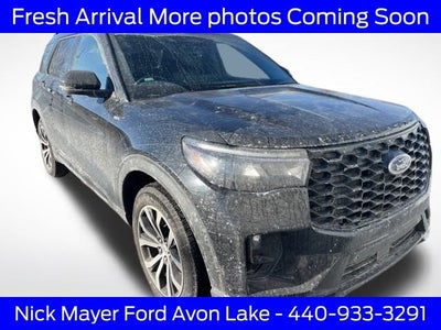 2025 Ford Explorer ST-Line