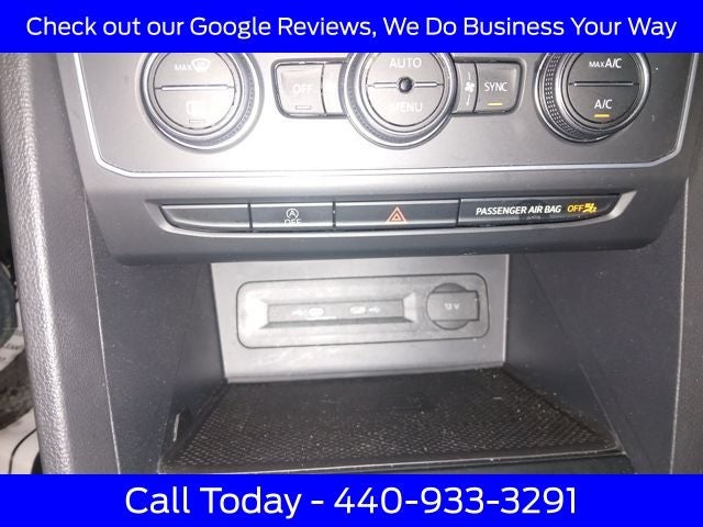 2021 Volkswagen Atlas Cross Sport 3.6L V6 SE w/Technology R-Line