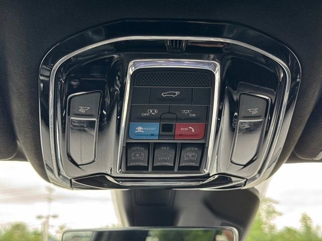 2024 Jeep Grand Wagoneer L Series II 4x4