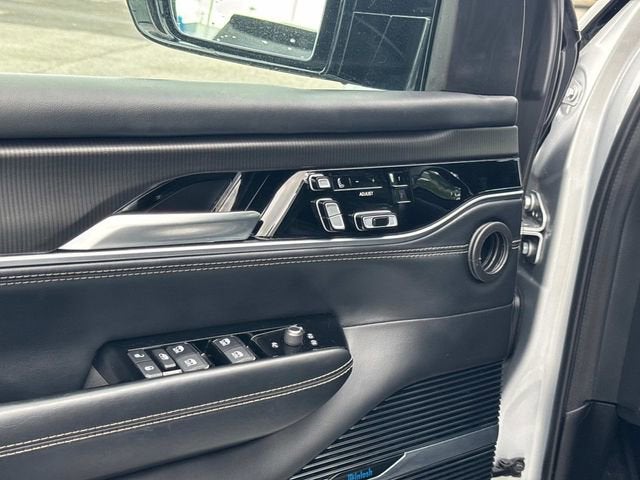 2024 Jeep Grand Wagoneer L Series II 4x4