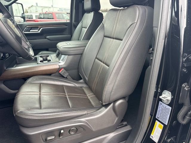 2025 Chevrolet Silverado 3500 HD High Country DRW