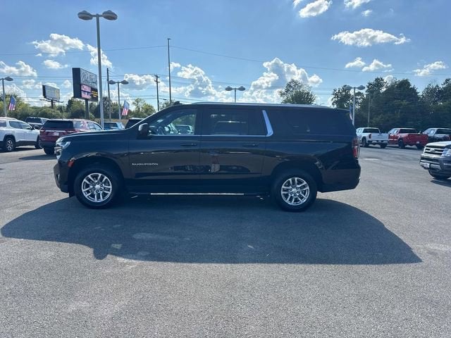 2023 Chevrolet Suburban LT