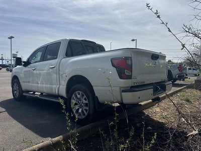 2020 Nissan Titan SL