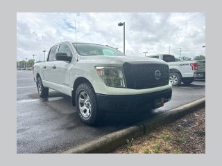 2019 Nissan TITAN S