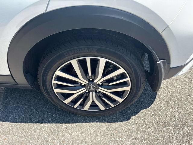 2024 Nissan Kicks SV Xtronic CVT