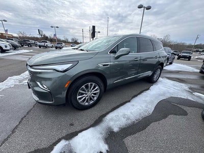 2023 Buick Enclave Essence