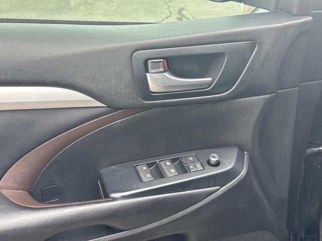 2017 Toyota Highlander XLE