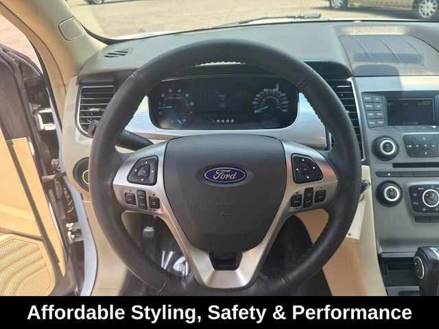 2017 Ford Taurus SEL