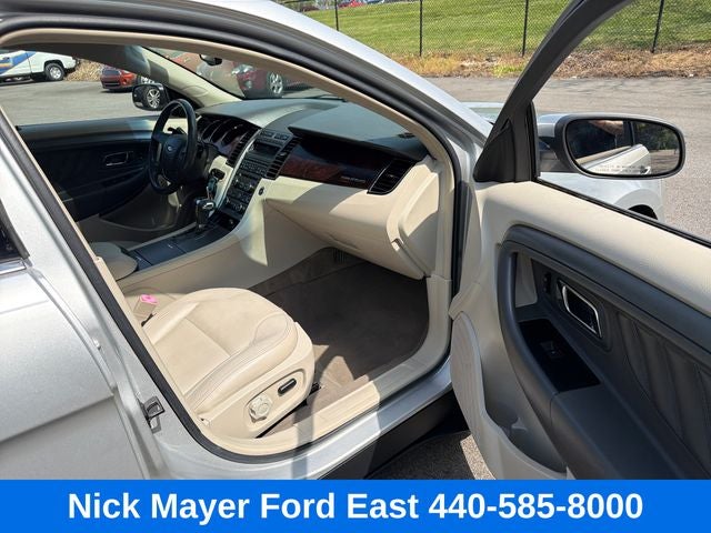 2010 Ford Taurus SEL