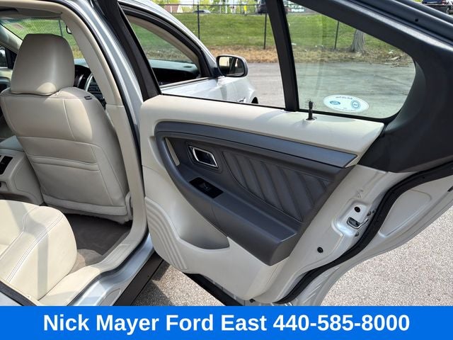2010 Ford Taurus SEL