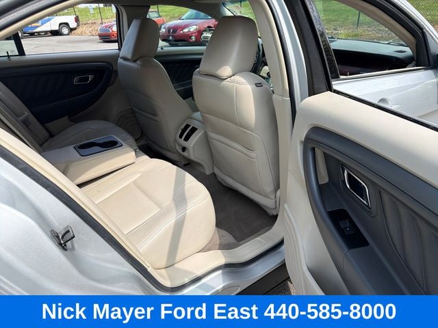 2010 Ford Taurus SEL