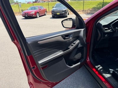 2022 Ford Escape SE