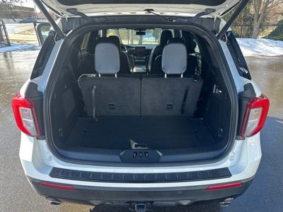 2023 Ford Explorer ST-Line