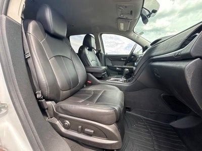 2017 Chevrolet Traverse 2LT 2LT