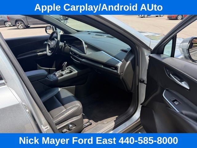 2025 Cadillac XT4 Premium Luxury