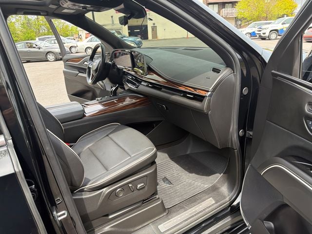 2024 Cadillac Escalade ESV Premium