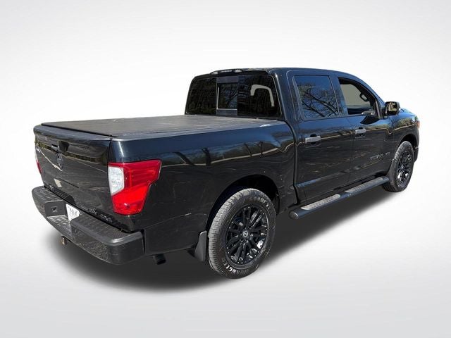 2018 Nissan Titan SV