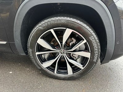 2024 Volkswagen Atlas 2.0T SEL Premium R-Line