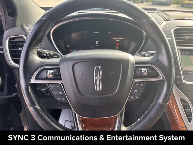 2019 Lincoln Nautilus Select