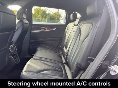 2019 Lincoln Nautilus Select