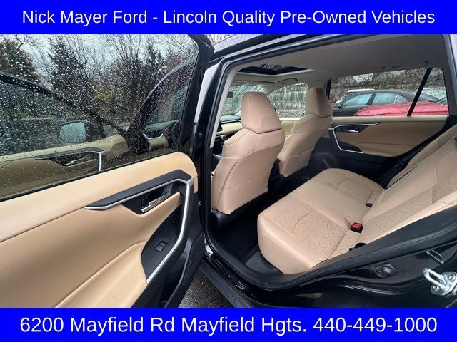 2021 Toyota RAV4 XLE