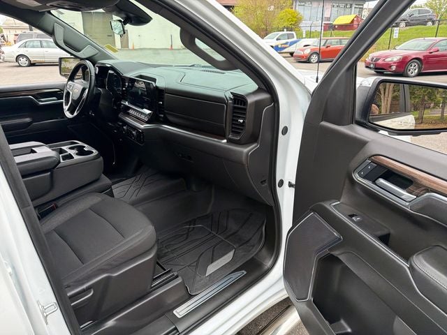 2025 Chevrolet Silverado 1500 LT LT1