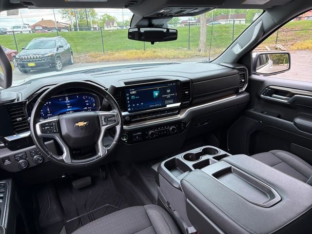 2025 Chevrolet Silverado 1500 LT LT1
