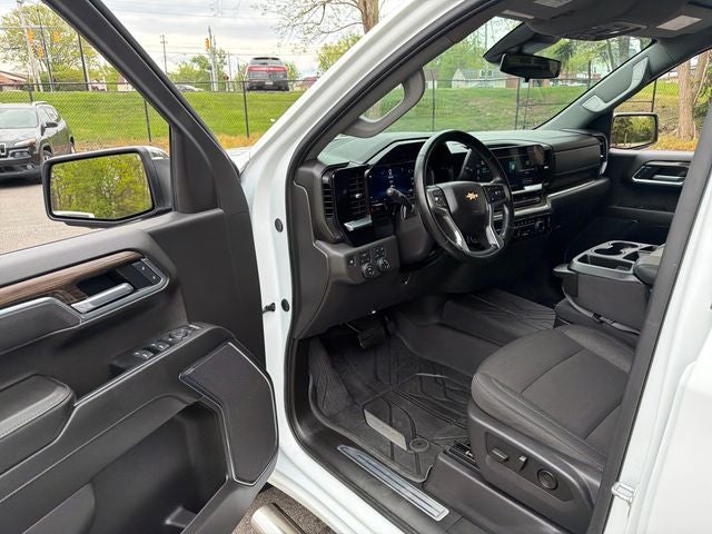 2025 Chevrolet Silverado 1500 LT LT1