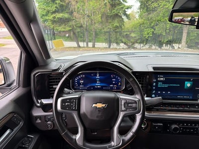 2025 Chevrolet Silverado 1500 LT LT1