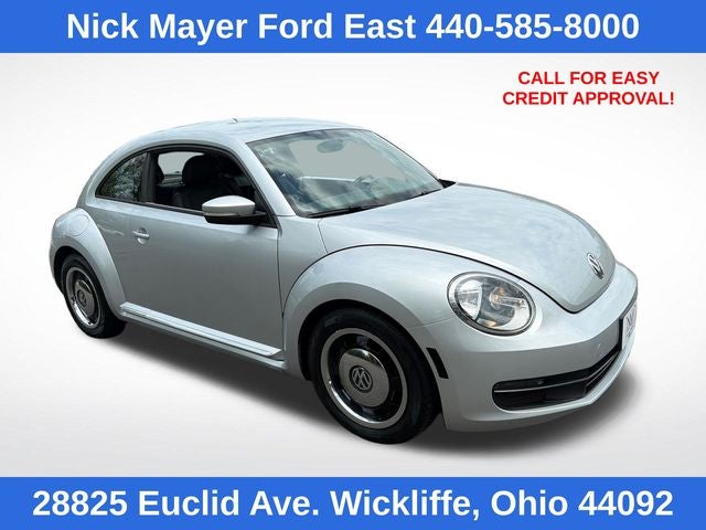 2012 Volkswagen Beetle 2.5L Auto PZEV's photo