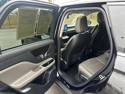 2024 Lincoln Corsair Premiere