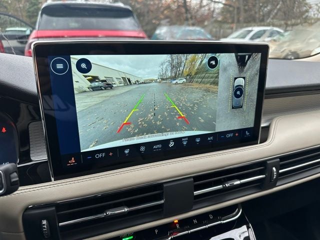 2025 Lincoln Corsair Premiere