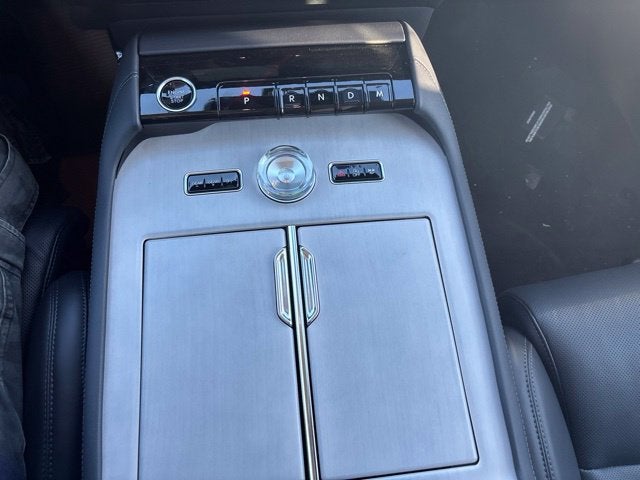 2026 Lincoln Navigator Premiere