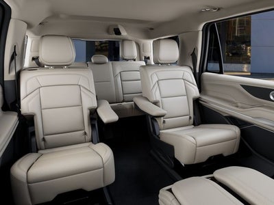 2027 Lincoln Navigator Premiere