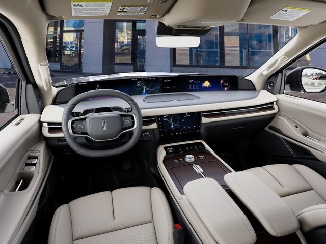 2027 Lincoln Navigator Premiere