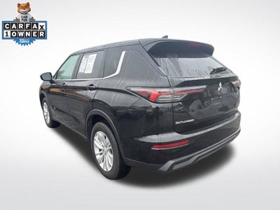 2025 Mitsubishi Outlander ES