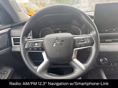 2025 Mitsubishi Outlander ES