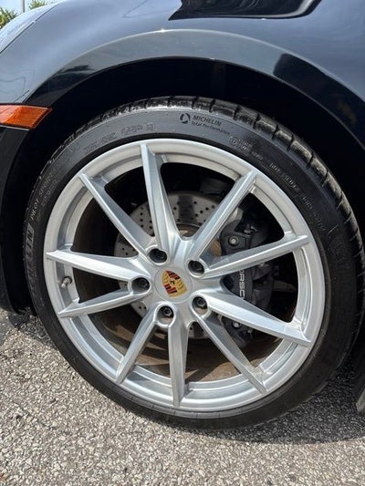 2024 Porsche 911 Carrera 4