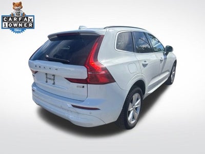 2022 Volvo XC60 B5 Momentum