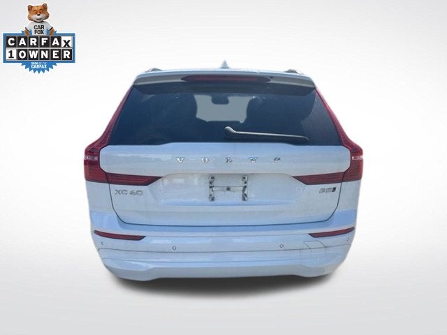 2022 Volvo XC60 B5 Momentum