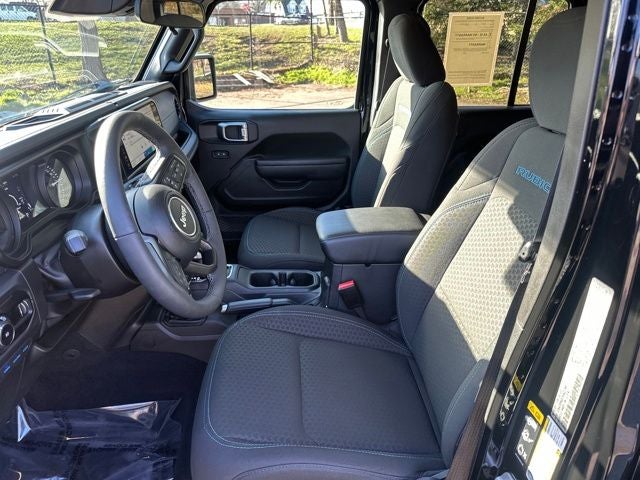 2025 Jeep Wrangler Rubicon 4xe
