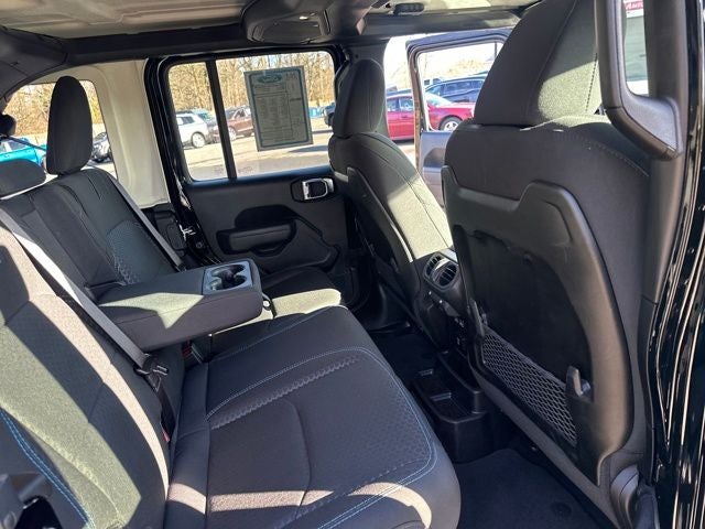 2025 Jeep Wrangler Rubicon 4xe