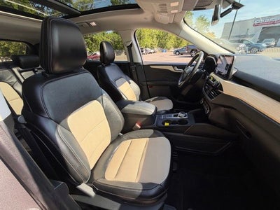 2021 Ford Escape Titanium