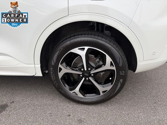 2023 Ford Escape ST-Line Elite