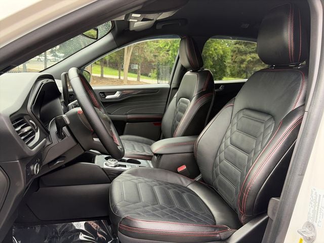 2023 Ford Escape ST-Line Elite